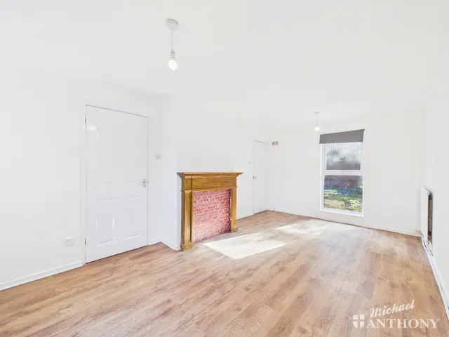 Meadow Way, Leighton Buzzard, LU7, photo 3