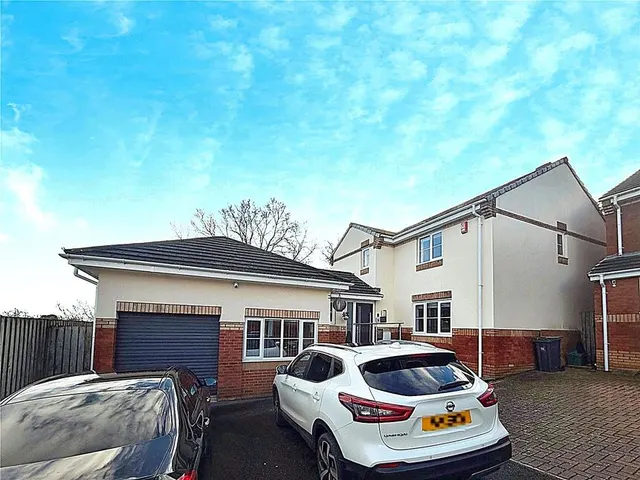 Betjeman Drive, Exmouth, EX8, photo 1