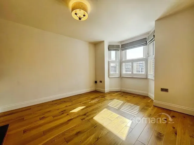 Britwell Road, Burnham, SL1, photo 3