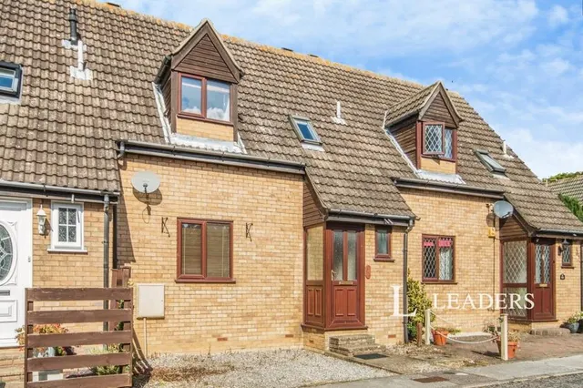 Cowslip Crescent, Lowestoft, NR33, photo 1