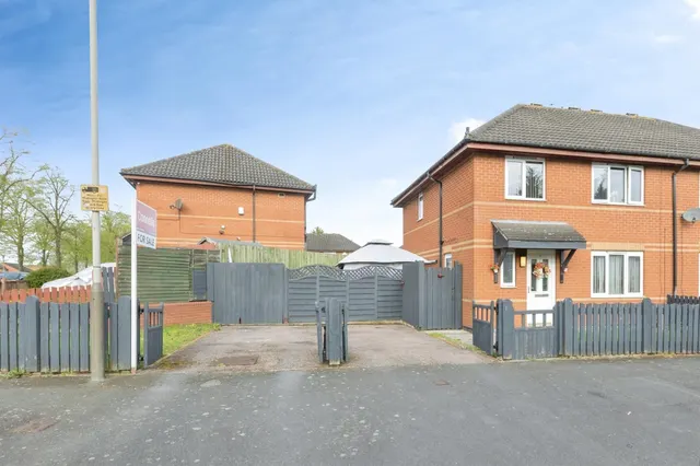 Repington Row, Leicester, photo 1