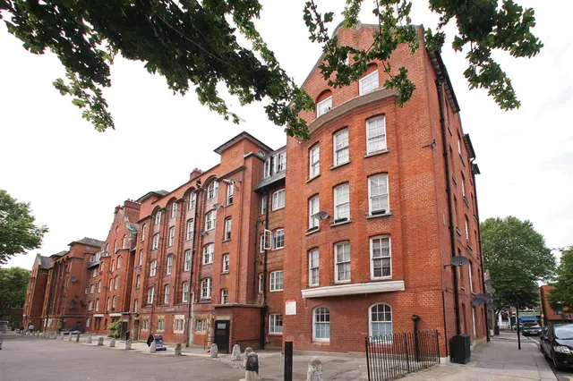 Swanfield Street, London, E2, photo 1