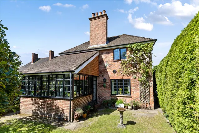 School Road, Grayshott, GU26, photo 3