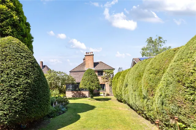 School Road, Grayshott, GU26, photo 2