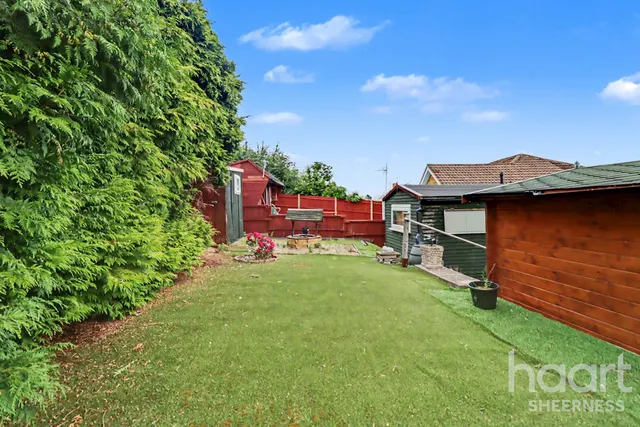 Coombe Drive, Sittingbourne, ME10, photo 3