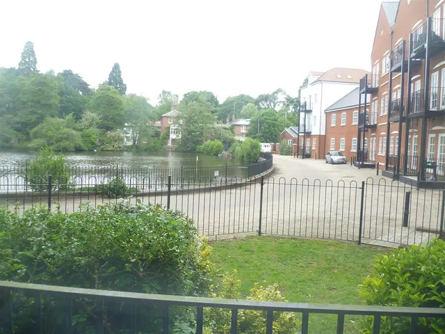 Photo 2 — Albany Gardens, Essex, Colchester, CO2 8HQ