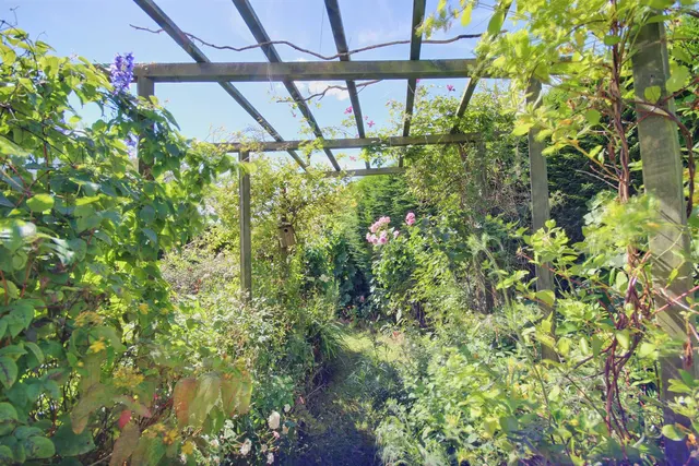 Photo 2 — St. Pauls Way, Tickton, Beverley