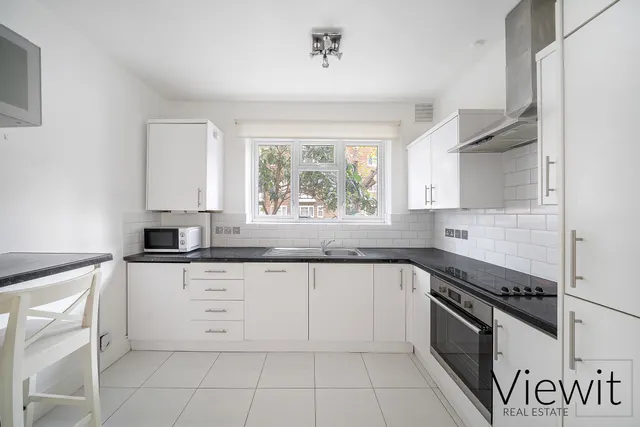 Basil House, Nine Elms, photo 2
