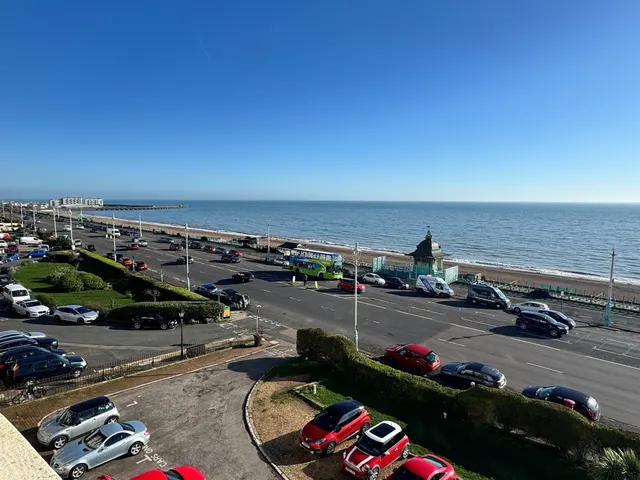 Photo 3 — Marine Parade, Brighton