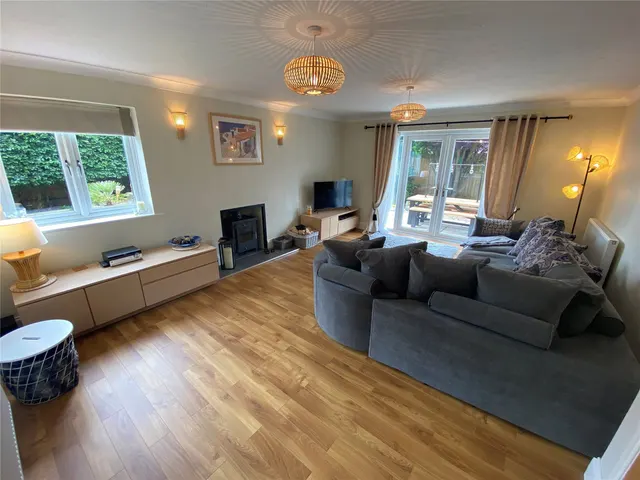 Photo 3 — Corbin Road, Pennington, Lymington, Hampshire, SO41