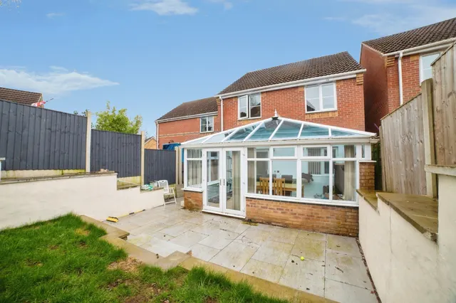 Mercia Court, Huthwaite, NG17, photo 2