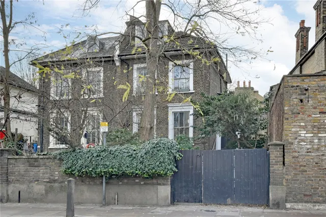 Woolwich Road, Greenwich, SE10, photo 1