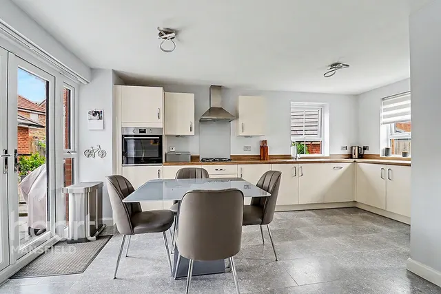 Gatekeeper Way, Worksop, S81, photo 2