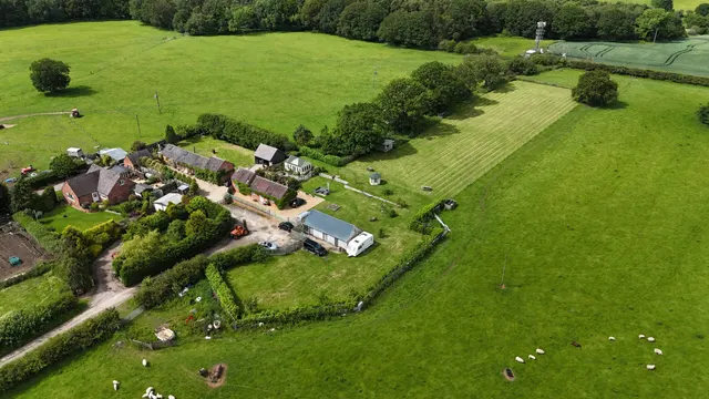 Farrow Barn, Grindley, ST18, photo 1