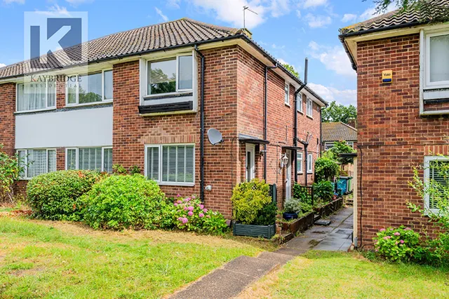 Chessington Road, Epsom, KT19, photo 1