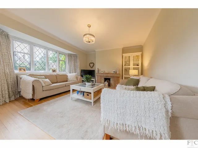 Knighton Road, Leicester, LE2, photo 3