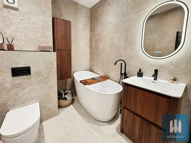 Kitson Hill Road, Mirfield, WF14, photo 3