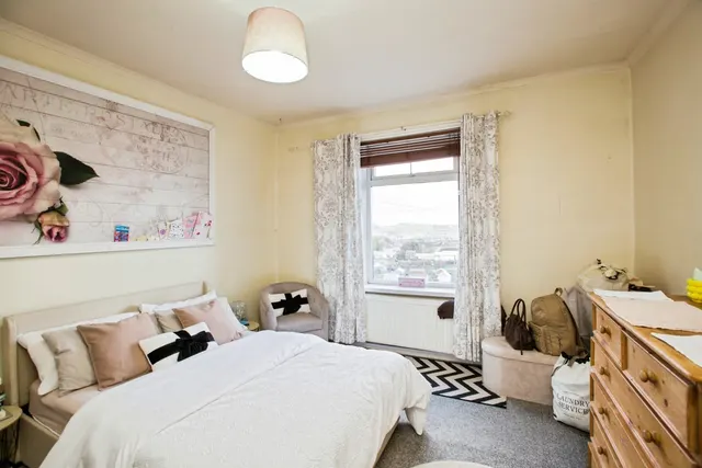 Albert View, Halifax, HX2, photo 3