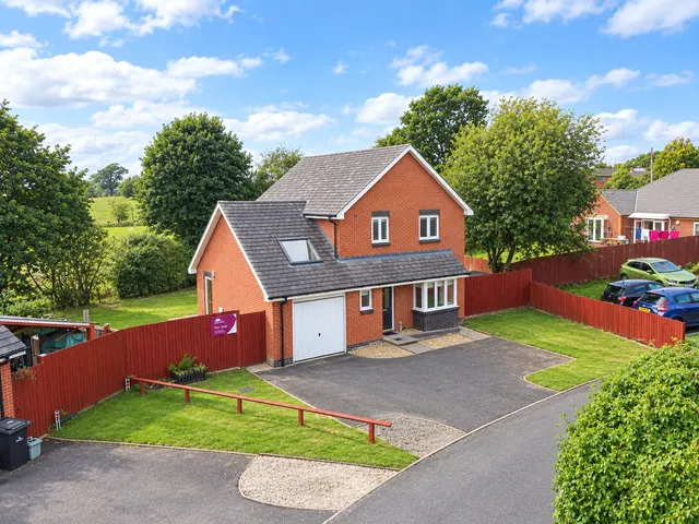 Badgers Green, Crossgates, LD1, photo 1