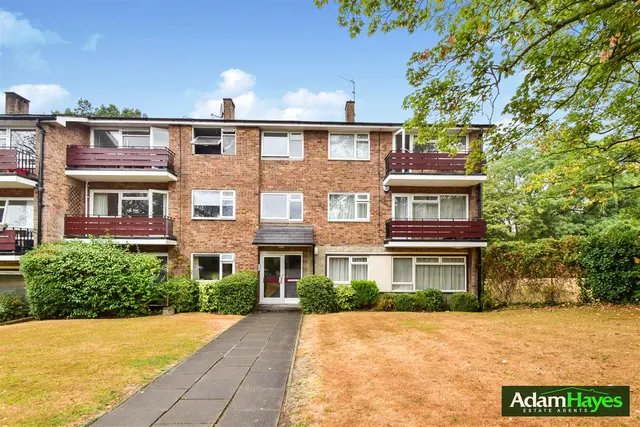 Cedar Drive, East Finchley, N2, photo 1