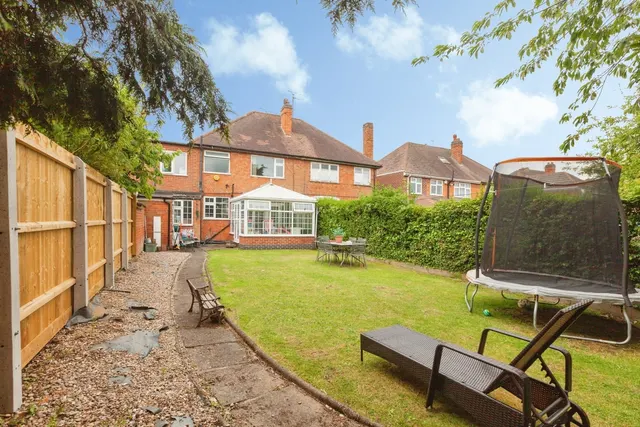 Scraptoft Lane, Leicester, LE5, photo 1