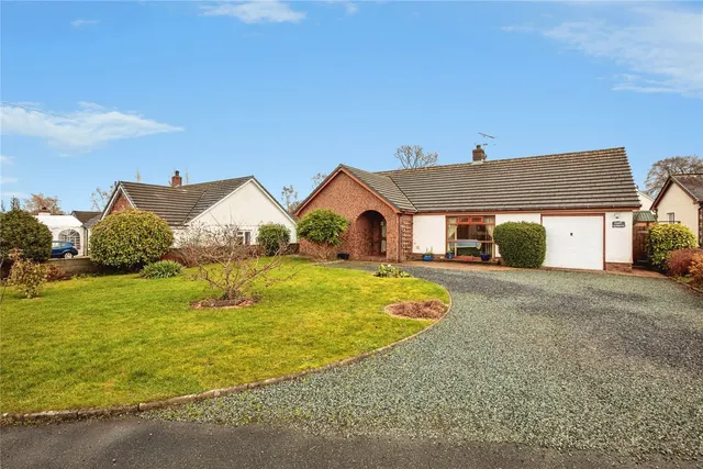 Velindre, Llandysul, SA44, photo 1