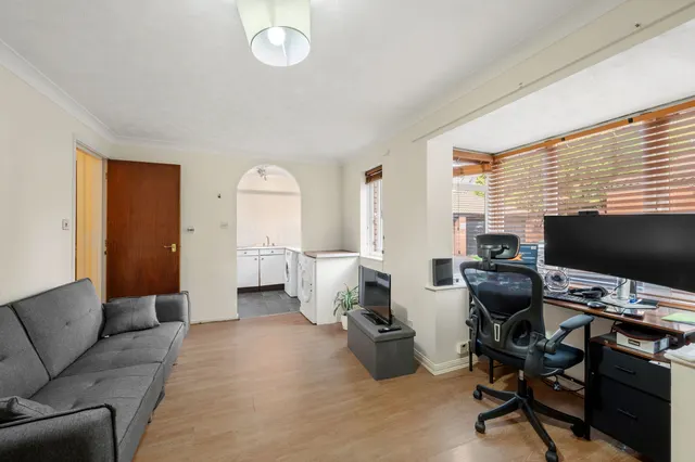 Kipling Drive, Wimbledon, SW19, photo 2
