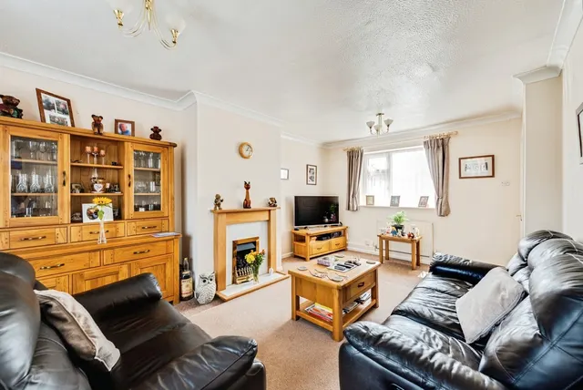 Moredon Road, Swindon, Wiltshire, SN25, photo 1