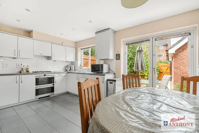 Photo 2 — Barnet Close, Oakhill, Milton Keynes, Buckinghamshire, MK5 6BF