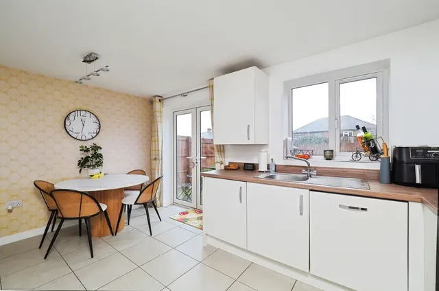 Photo 3 — Bass Close, Linby, Nottingham, Nottinghamshire, NG15
