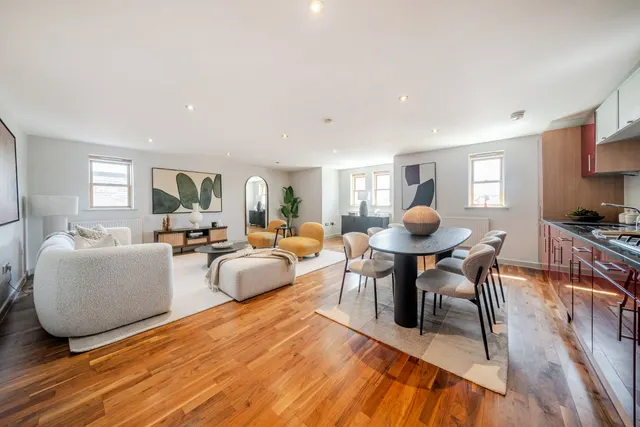 Boundaries Road, Balham, SW12, photo 1