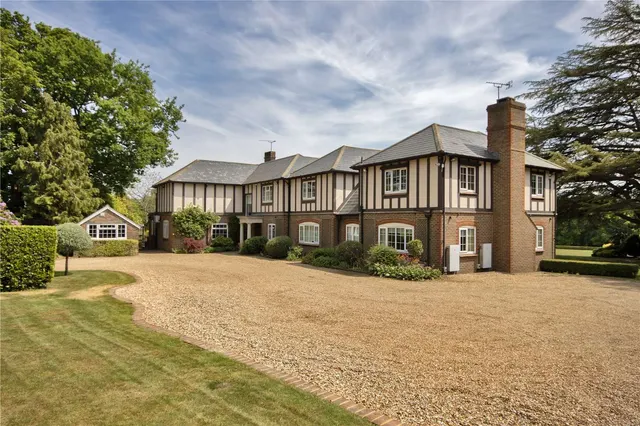 Marle Place Road, Brenchley, Tonbridge, Kent, TN12 7HS, photo 1