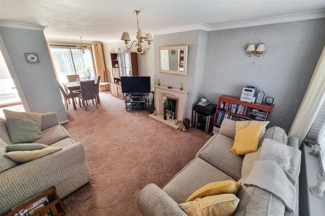 Photo 3 — Burrwood Gardens, Ash Vale, Guildford, Surrey, GU12 5HN