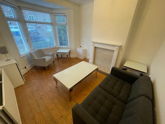 Princes Road, Altrincham, WA14, photo 2