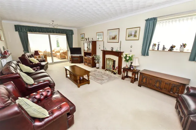De Morley Garth, Sheringham, NR26, photo 3