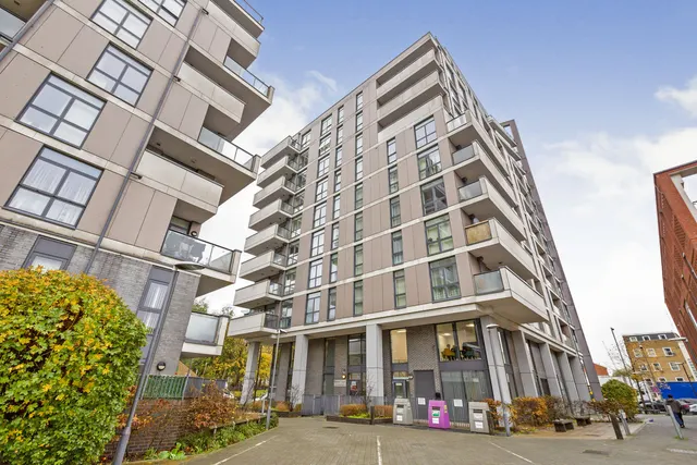 Pomfret Place, London, E14, photo 3