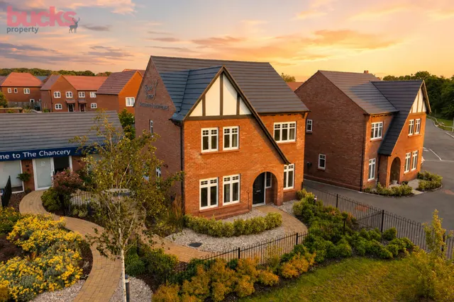 Whatley Mews, Stratford-Upon-Avon, CV37, photo 1