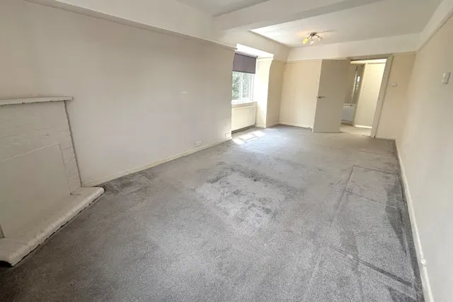 Queens Road, Weybridge, KT13, photo 3