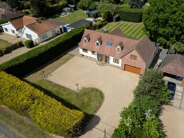 Felixstowe Road, Ipswich, IP10, photo 1