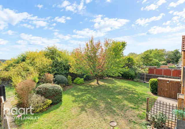 De Havilland Way, Abbots Langley, WD5, photo 3