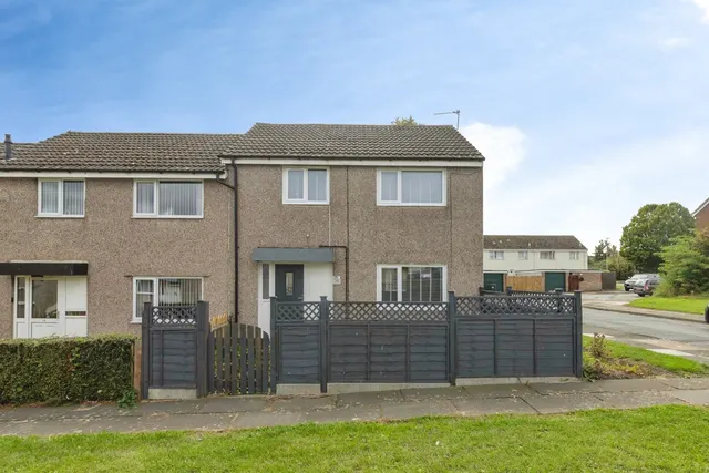 Photo 2 — Deepdale Way, DARLINGTON, County Durham, DL1
