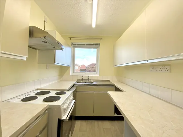 Photo 3 — Blenheim Drive, Christchurch, Dorset, BH23
