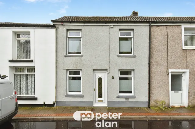 Francis Terrace, Merthyr Tydfil, CF48, photo 1