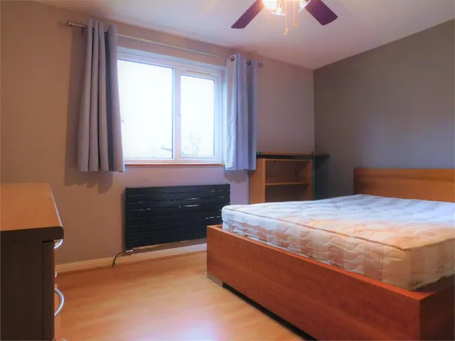 Abbeyfields Close, London, NW10, photo 2