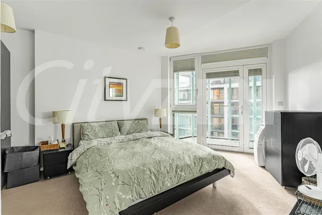 Cable Walk, London, SE10, photo 3