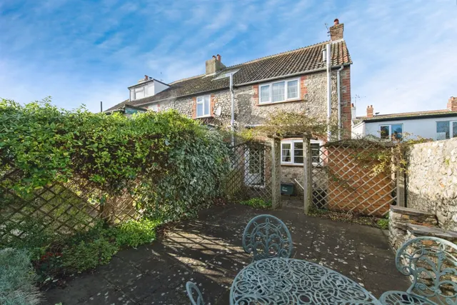 Photo 2 — Musbury Road, Axminster