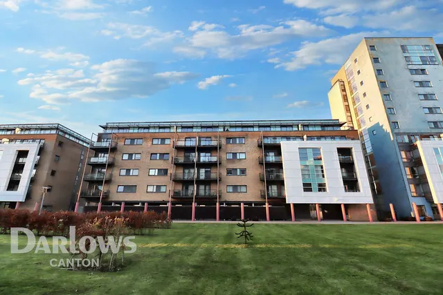 Ferry Court, Cardiff, photo 1