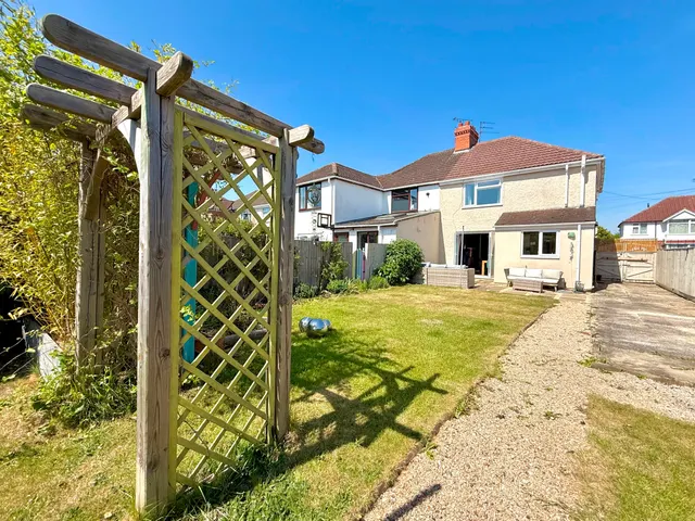 Walcot Road, Swindon, Wiltshire, SN3 1BH, photo 1