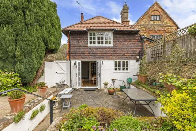 Westcott Street, Westcott, RH4, photo 2