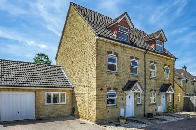 Avenue De Gien, Malmesbury, SN16, photo 1
